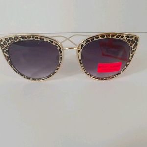 Betsey Johnson OVERSIZED Leopard Sunglasses NEW